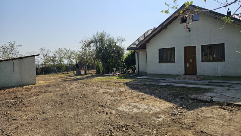 Buciumeni, casa la 20 km de Bucuresti iesire Frumusani