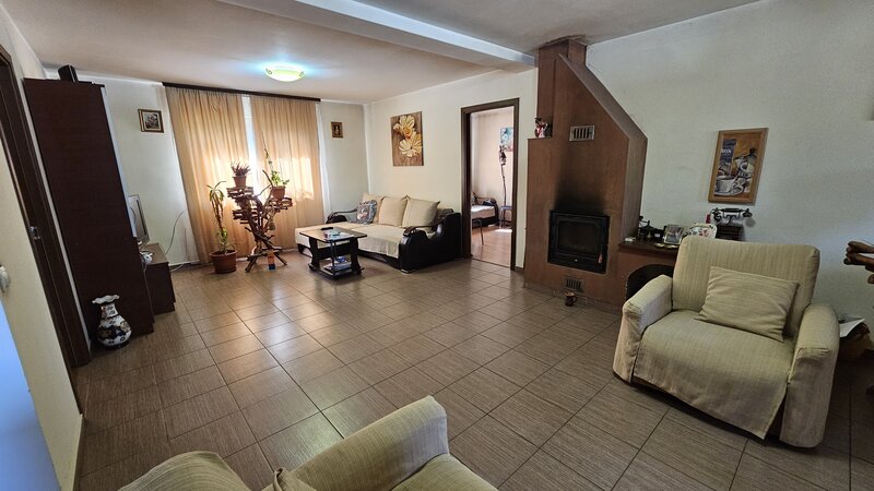 Buciumeni, casa la 20 km de Bucuresti iesire Frumusani